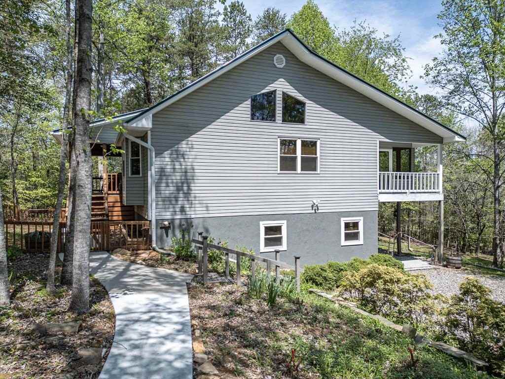 292 Holly Cove Cir - Photo 3 of 47