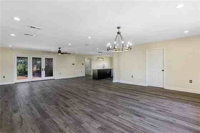 5001 Purdue Dr - Photo 4 of 27