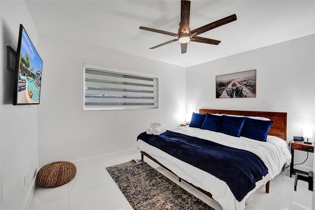 6740 Custer St - Photo 6 of 16