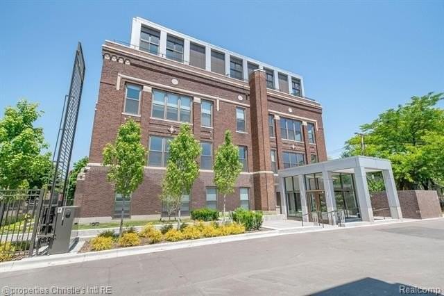 1454 Townsend St #405 - Photo 2 of 33