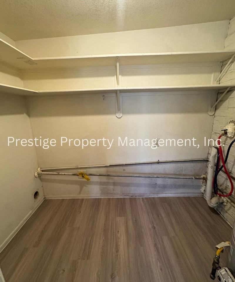 4602 S Goldenrod Pl - Photo 2 of 21