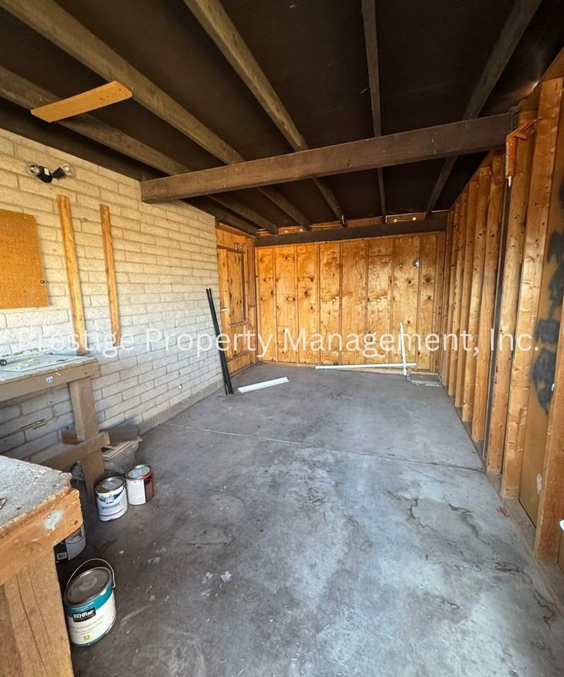 4602 S Goldenrod Pl - Photo 5 of 21