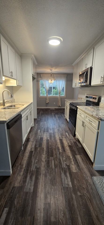 7835 Southeast 92nd Avenue #9 - Photo 4 of 27