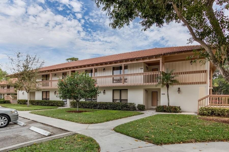 508 Brackenwood Pl - Photo 3 of 33