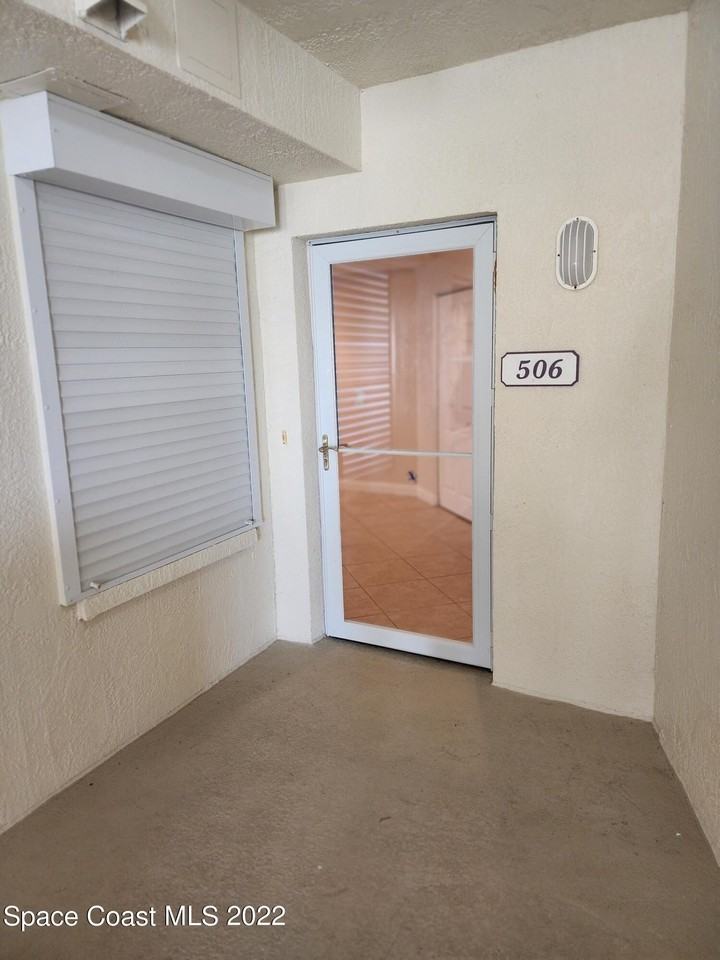 703 Solana Shores Dr Apt B506 #B506 - Photo 4 of 28