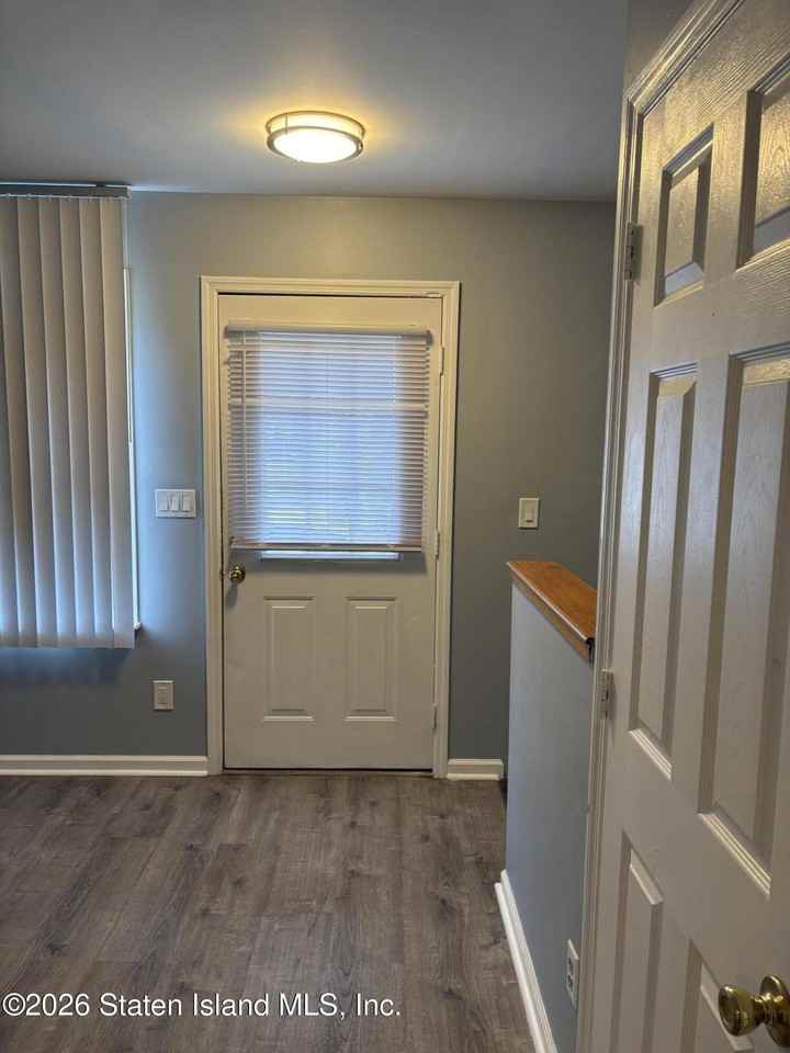 245 Livingston Ave - Photo 3 of 16