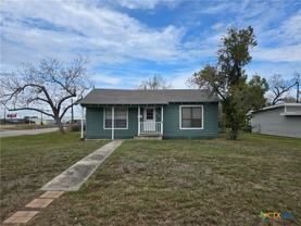 702 E Anaqua Ave - Photo 1 of 1