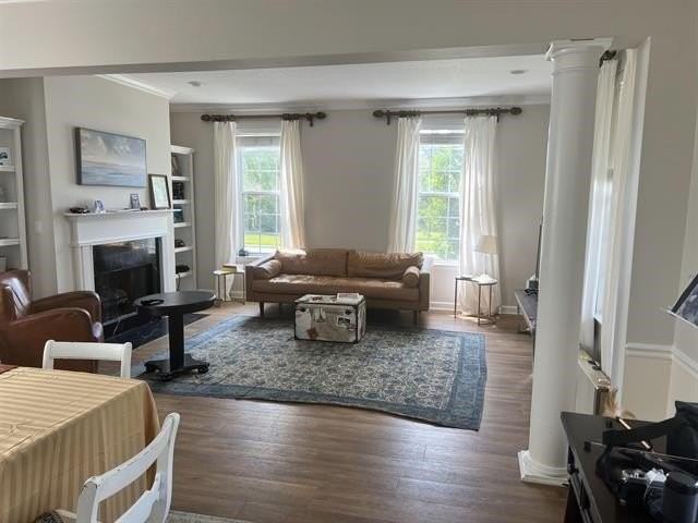 3767 Greyfield Dr - Photo 2 of 6