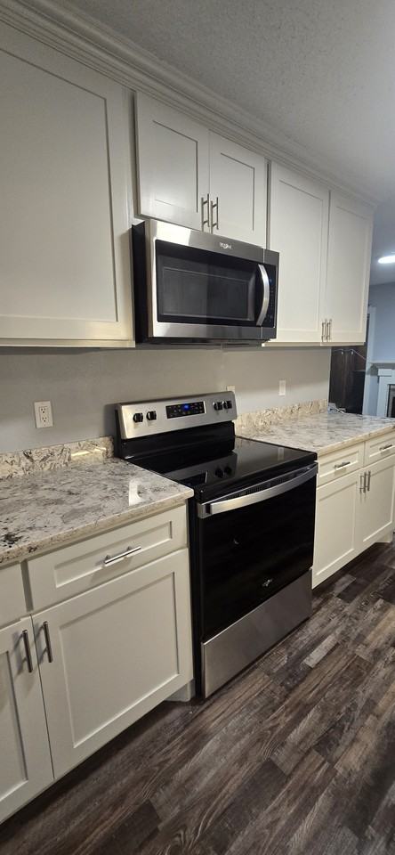 7835 Southeast 92nd Avenue #9 - Photo 5 of 27