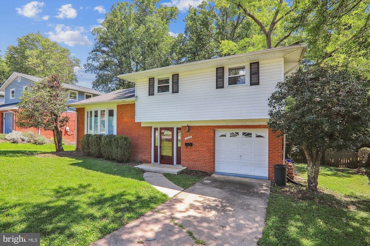 6518 Wilmett Rd - Photo 2 of 40