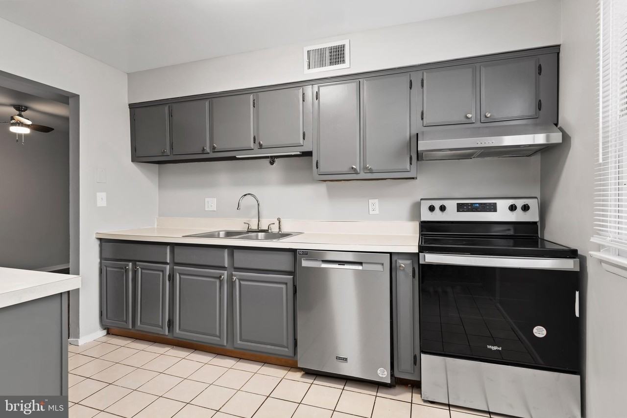 Carlisle Pike #B3 - Photo 2 of 17