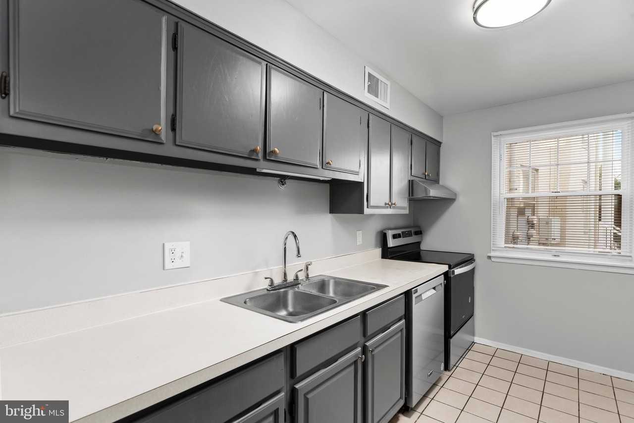 Carlisle Pike #B3 - Photo 4 of 17