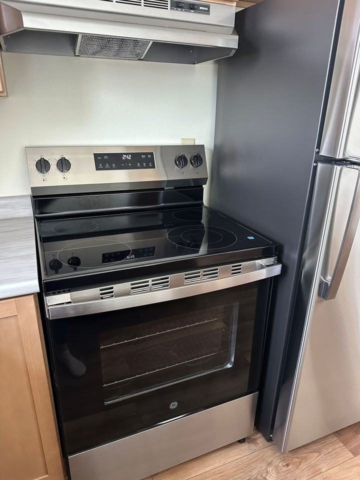 Oakwood Road Duplexes - Photo 6 of 12