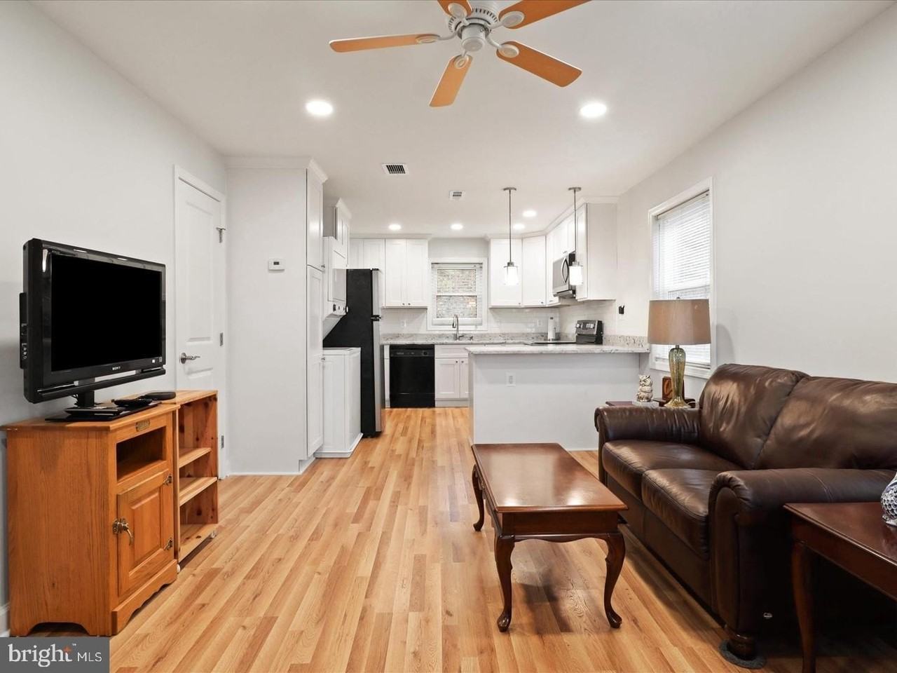 5883 Blaine Dr - Photo 3 of 19