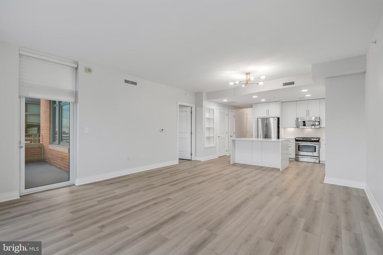 8220 Crestwood Heights Dr Apt 1210 #1210 - Photo 2 of 26