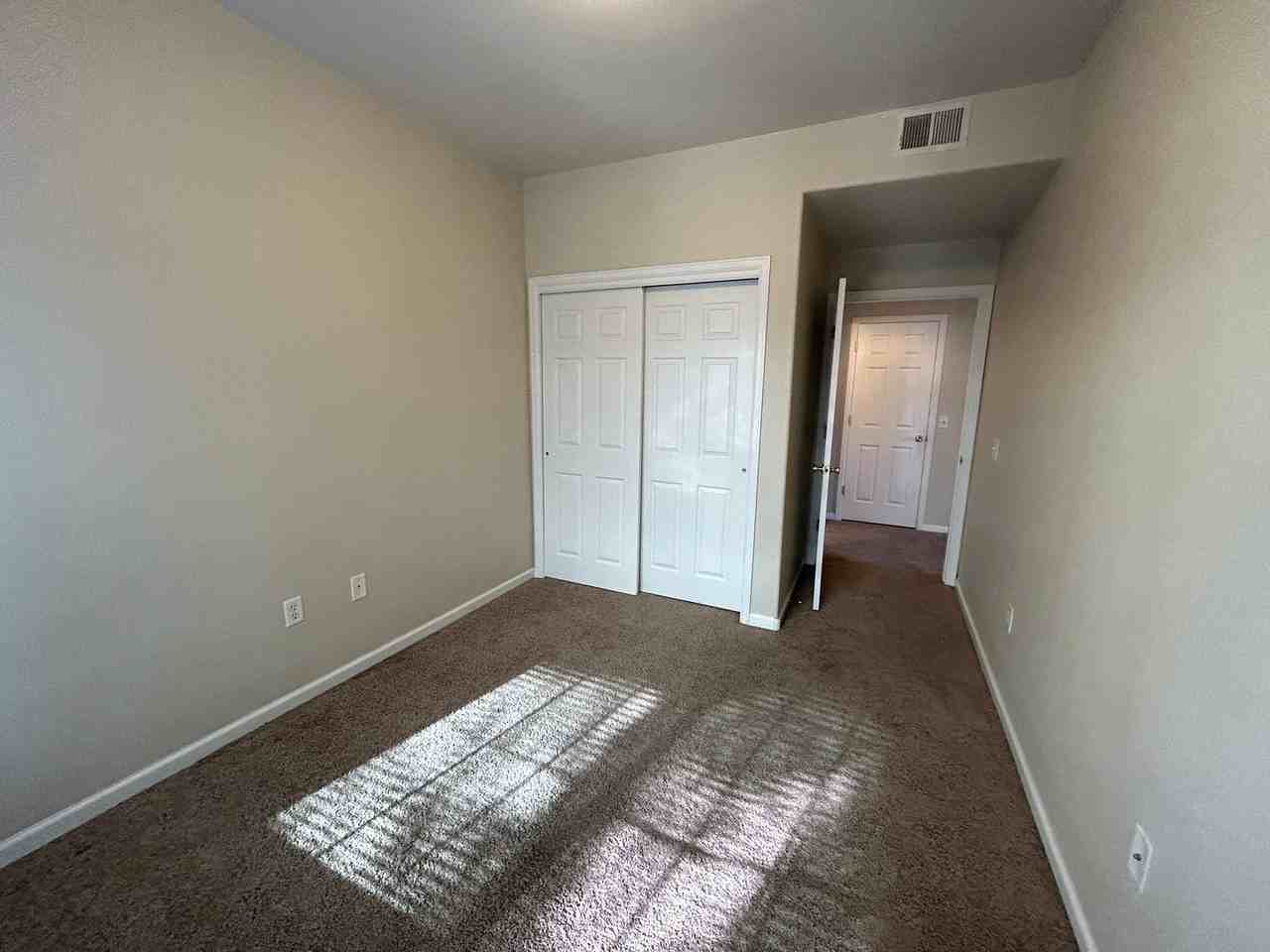 100 Beacon Way Unit 7a - Photo 7 of 12