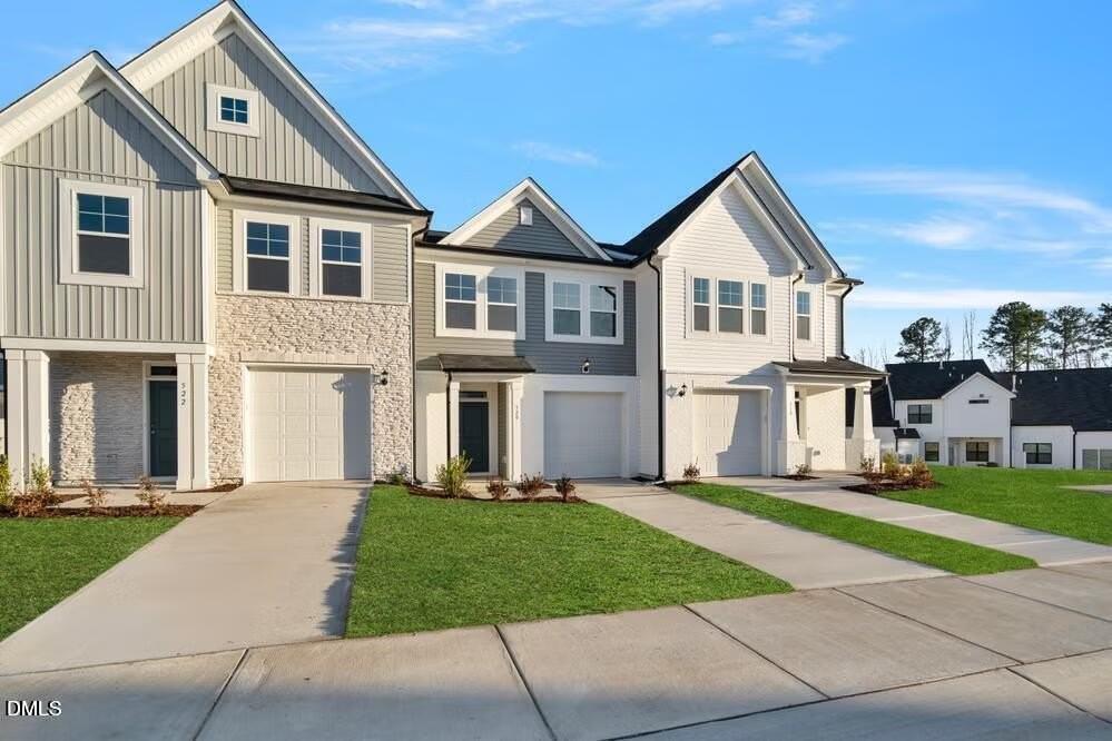 520 Eversden Dr - Photo 3 of 21