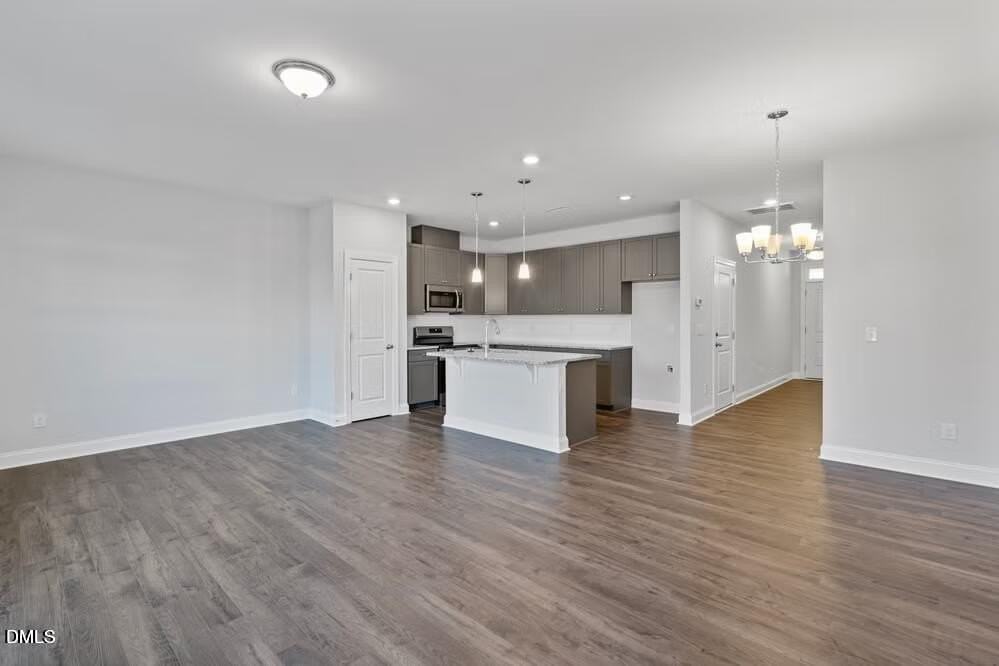 520 Eversden Dr - Photo 5 of 21