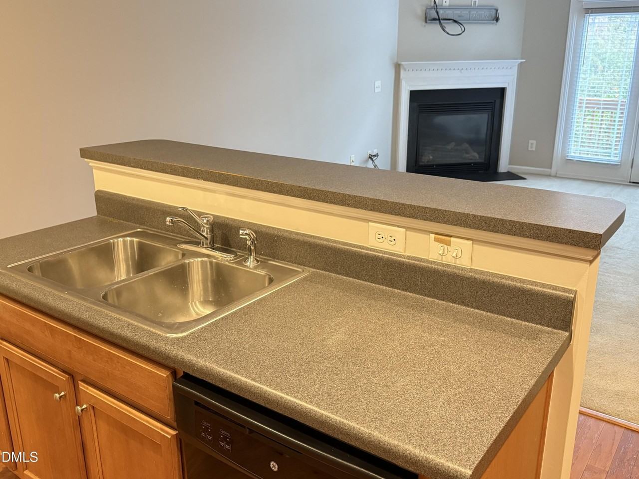 4716 Altha St - Photo 4 of 15