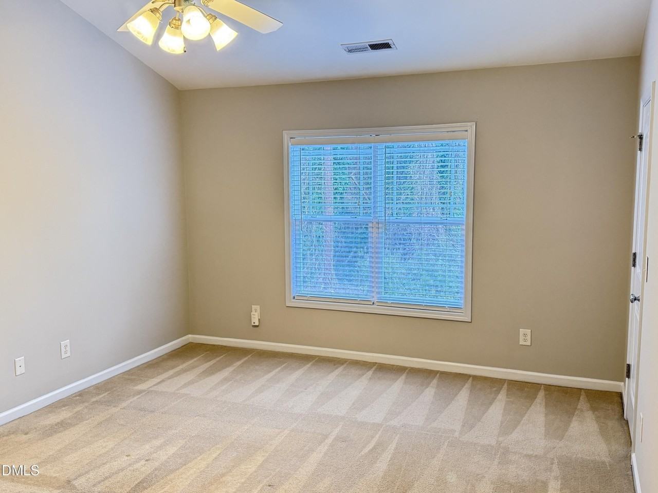 4716 Altha St - Photo 7 of 15