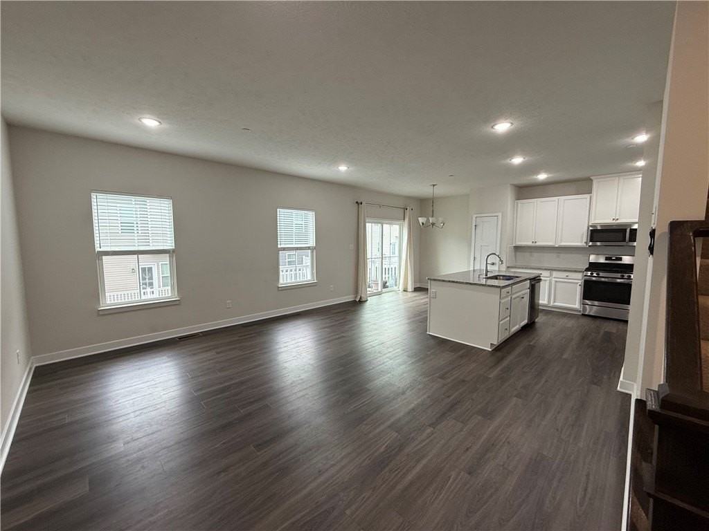 224 Cranesbill Dr - Photo 4 of 29