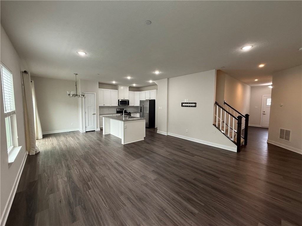 224 Cranesbill Dr - Photo 5 of 29