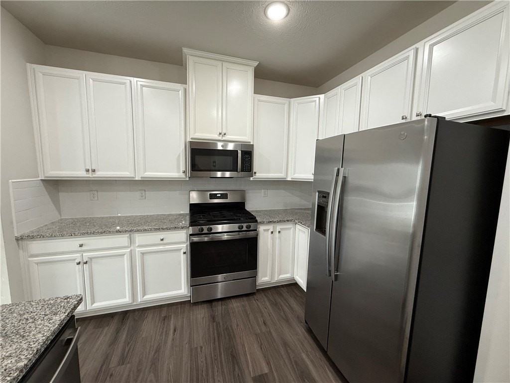 224 Cranesbill Dr - Photo 7 of 29