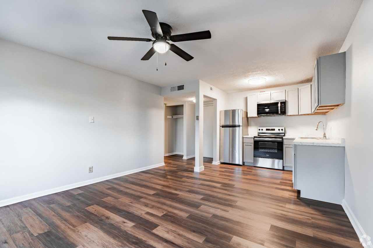 1606 Lucia Avenue - Photo 2 of 15