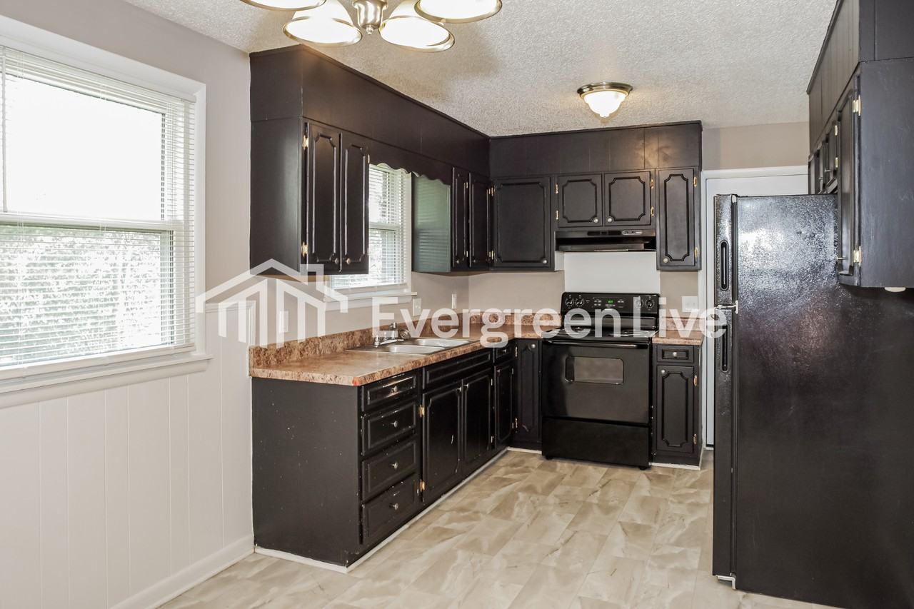 3216 Teton Dr Nw - Photo 6 of 15