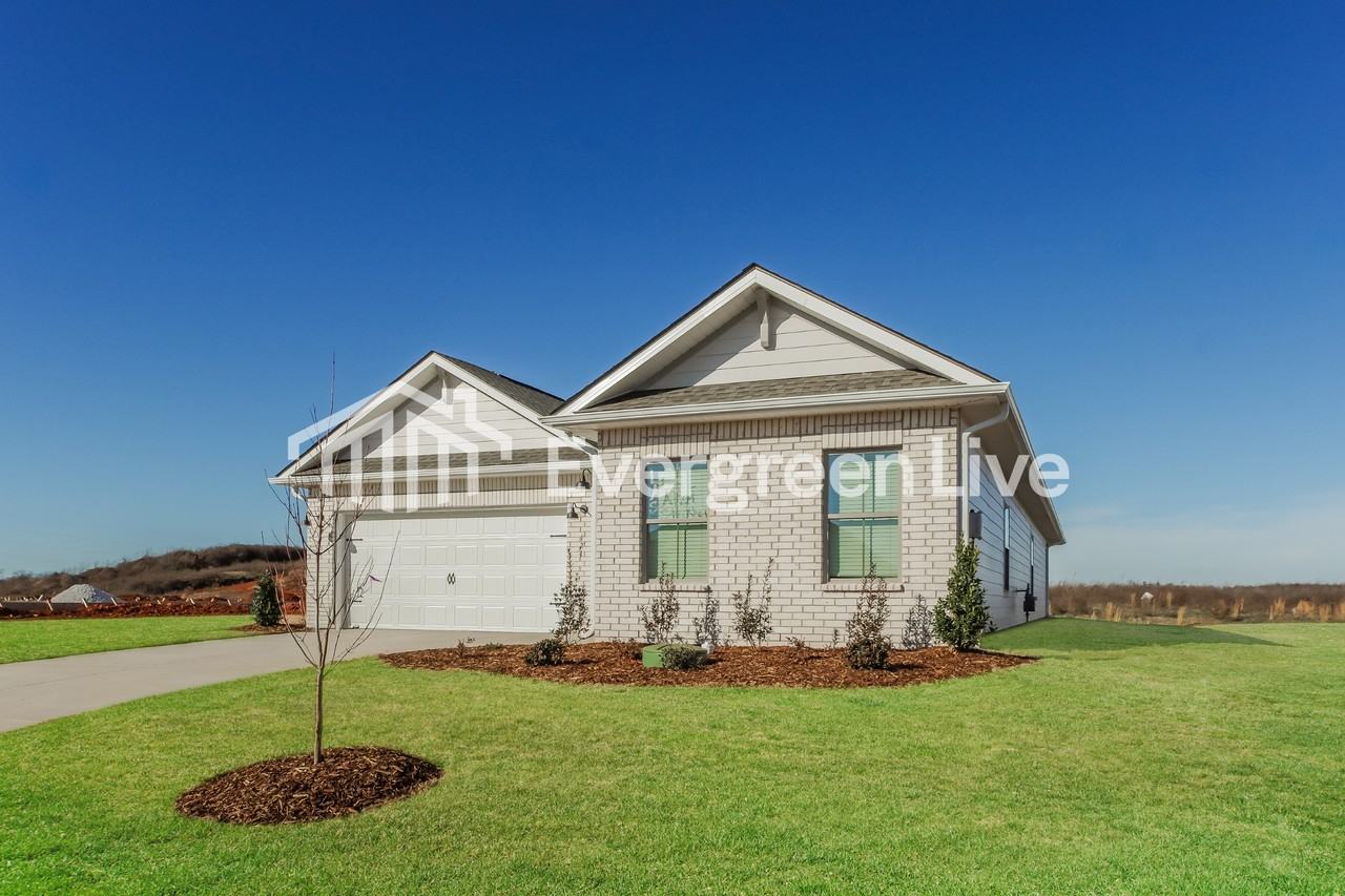 124 Stockholm Ln - Photo 3 of 14