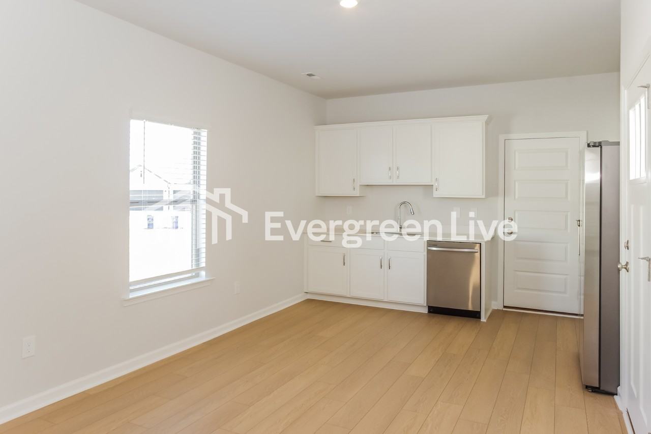 124 Stockholm Ln - Photo 7 of 14