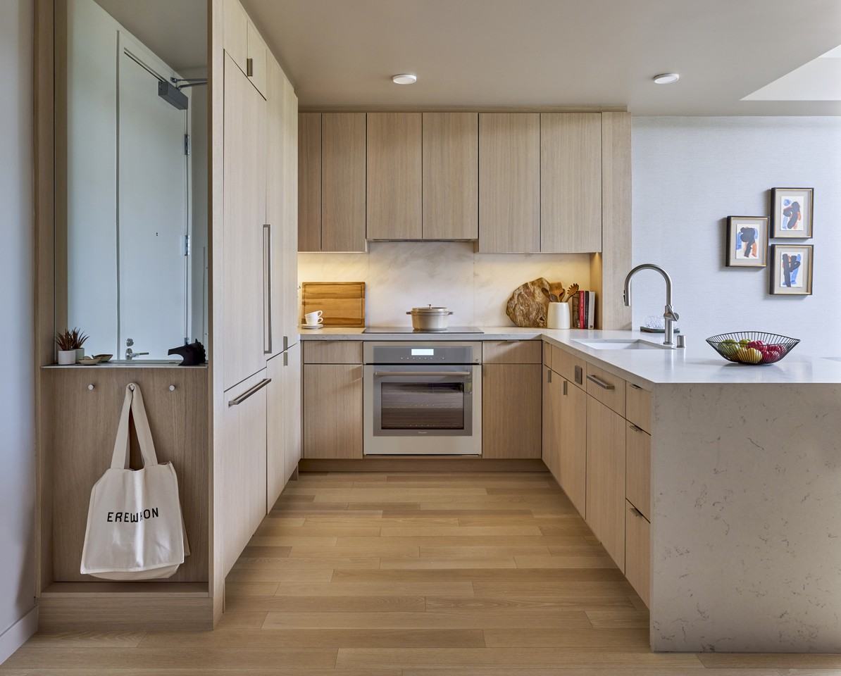 700 Broadway - Photo 3 of 50