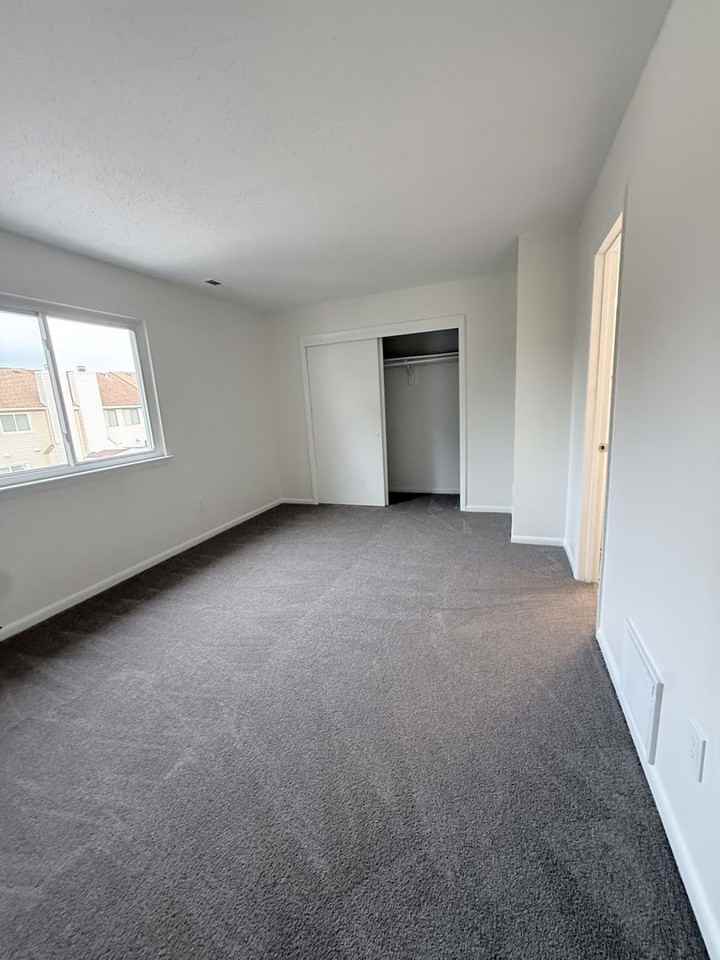 3775 Chimney Creek Dr - Photo 3 of 14