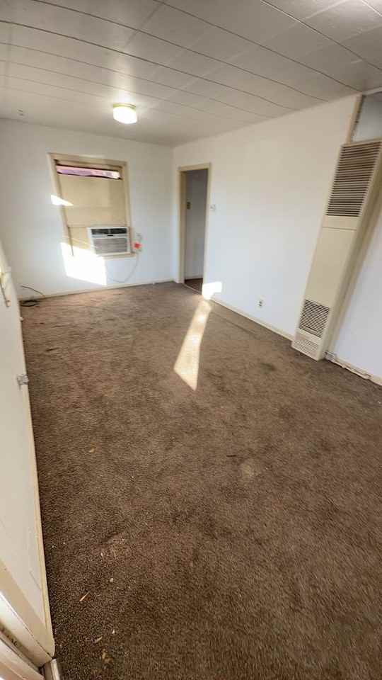 1916 Baker Ave - Photo 3 of 7