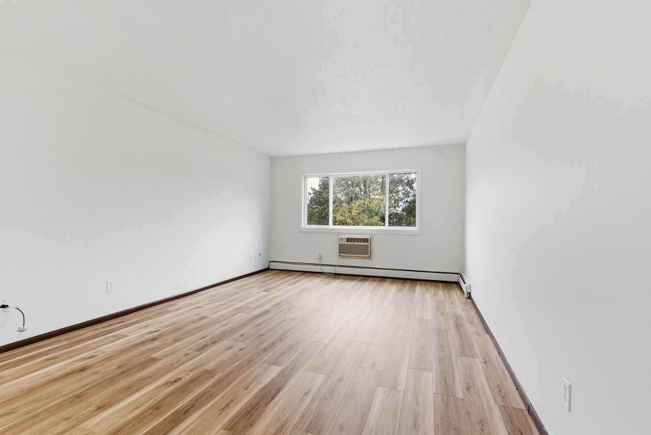 Meadow Ridge - Photo 3 of 17