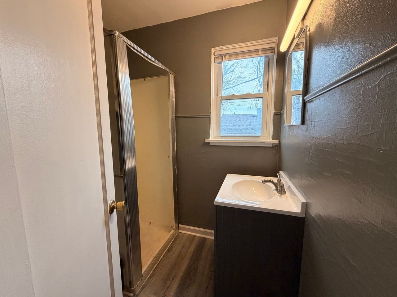 N 14th St Triplex - Photo 5 of 16