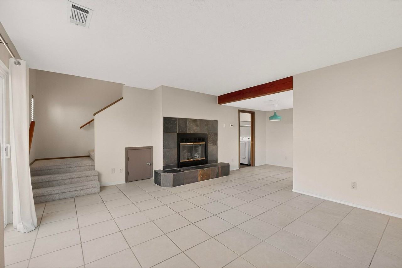 5801 Lowell St Ne #17B - Photo 5 of 42