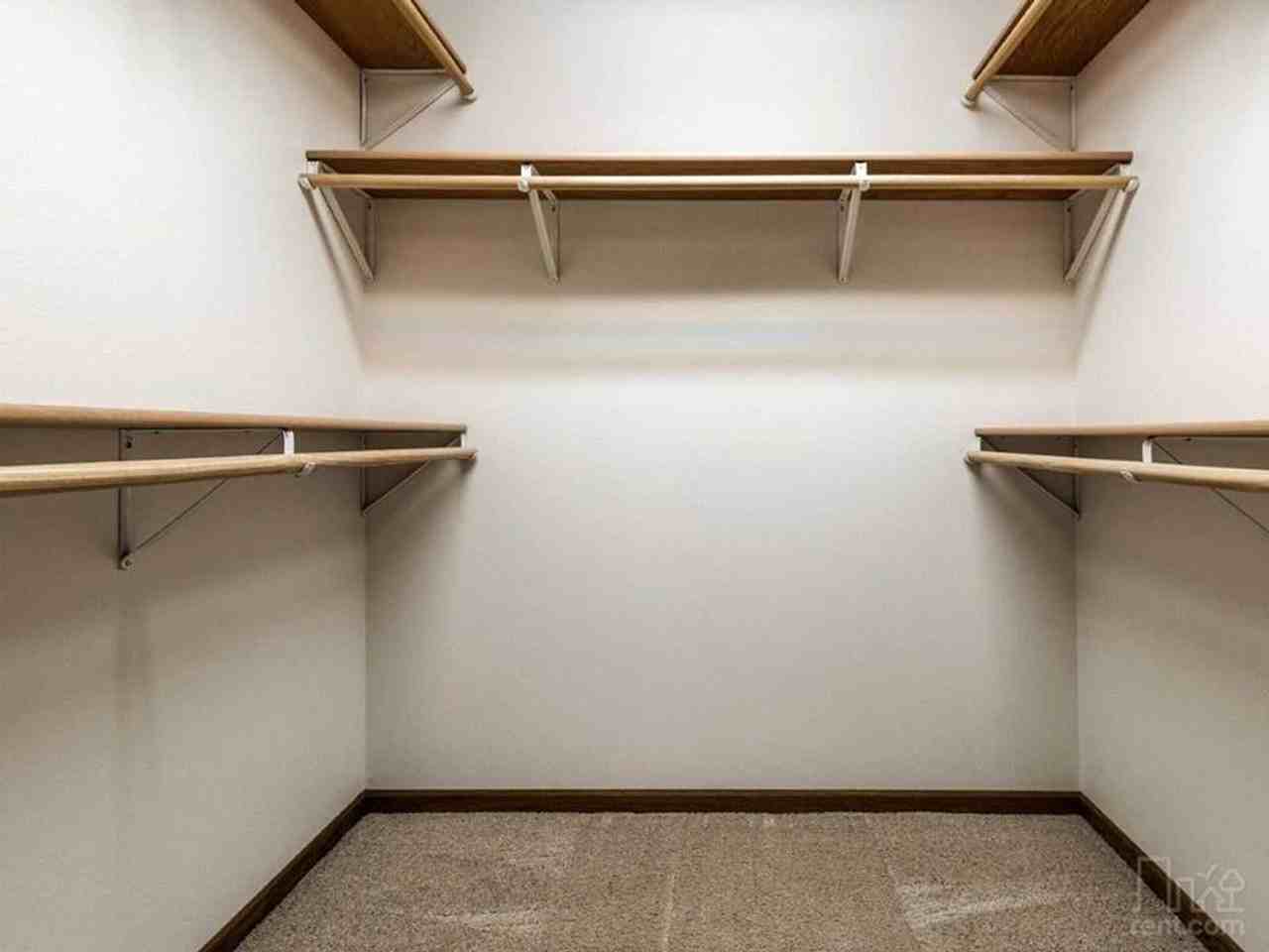 Beaver Creek Townhomes - 1933 - Photo 3 of 10