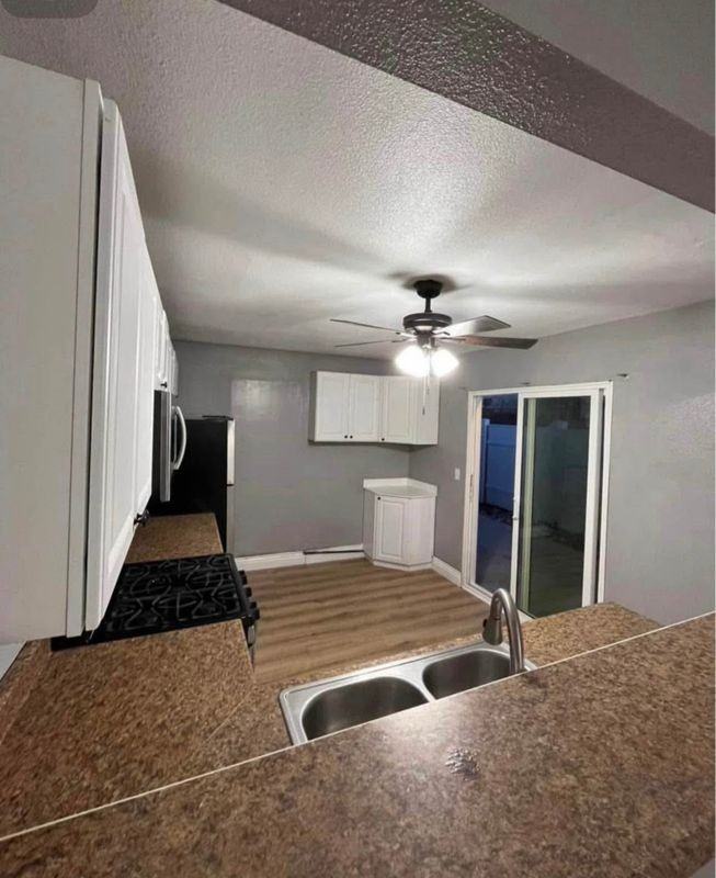 43330 20th St W - Photo 5 of 12