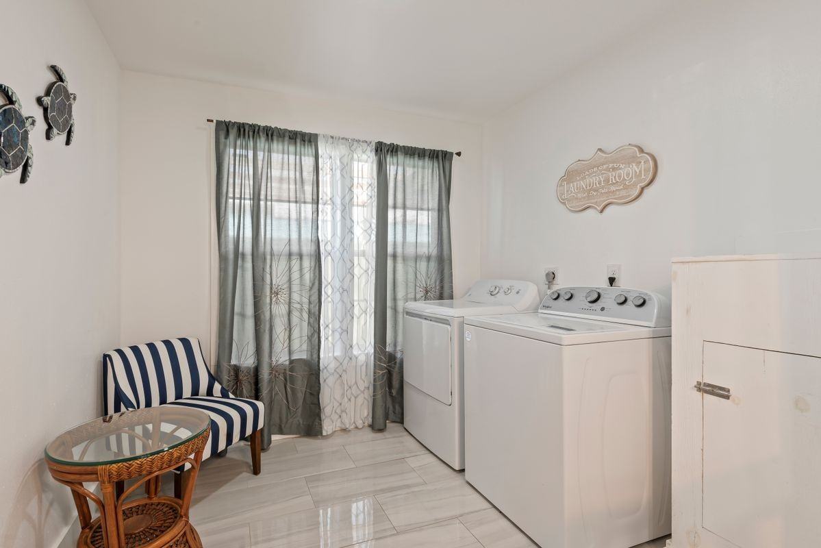 1310 Harris Way - Photo 7 of 24