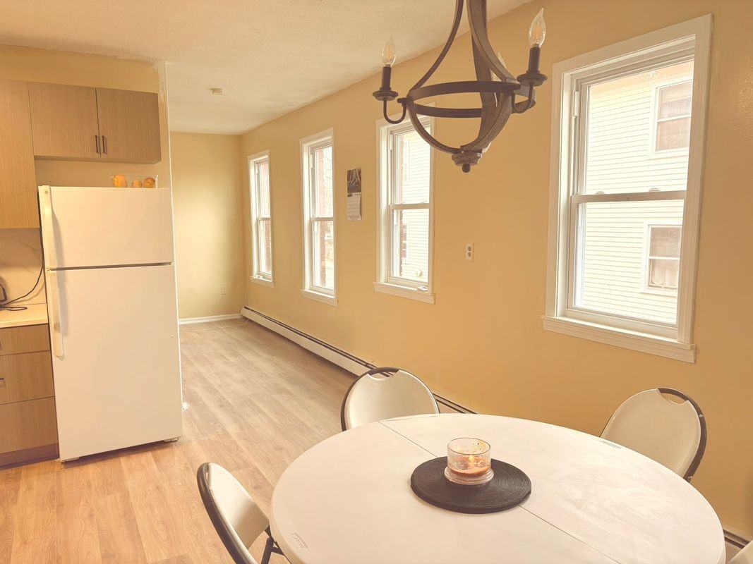 202 Bellevue St ##B - Photo 2 of 9