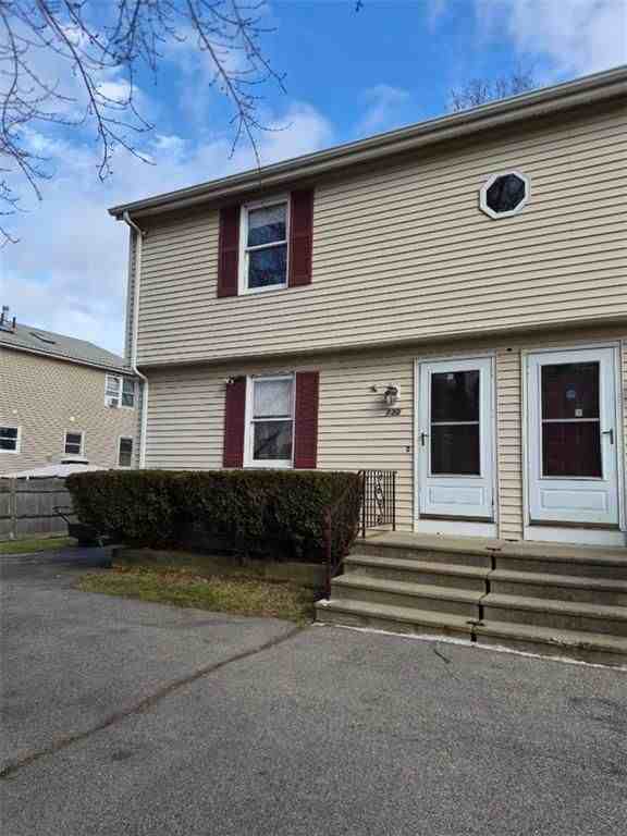 130 Bliss St - Photo 2 of 21