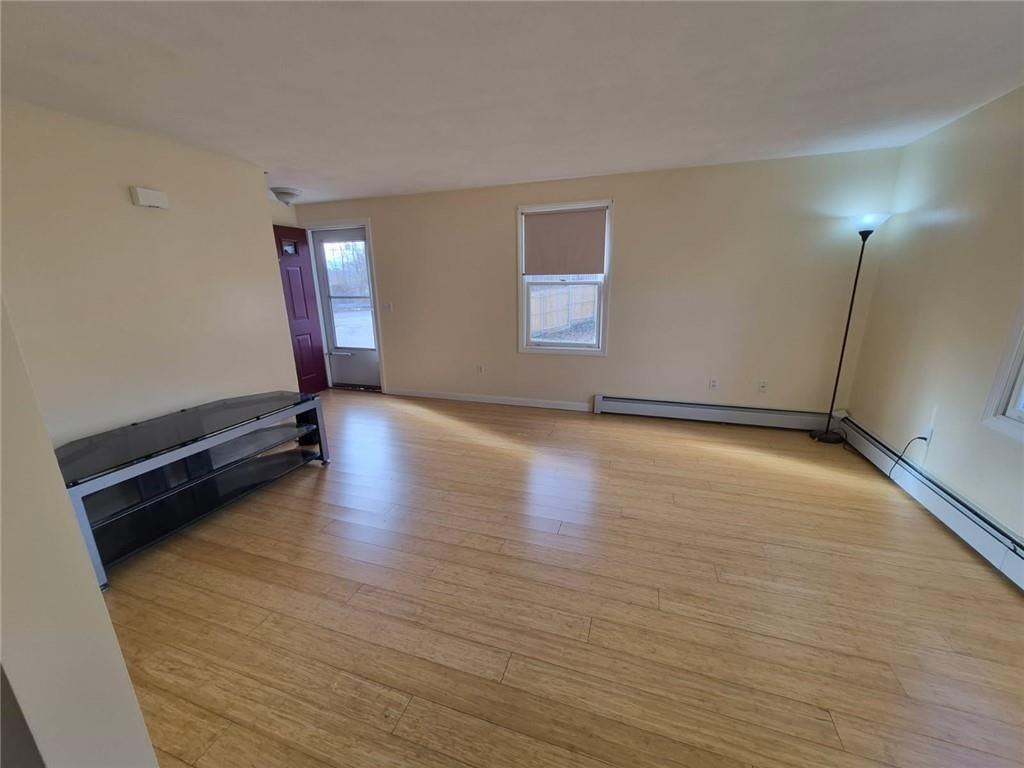 130 Bliss St - Photo 6 of 21