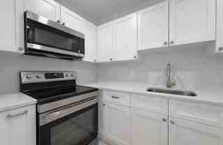 732 Neil Rd - Photo 1 of 1