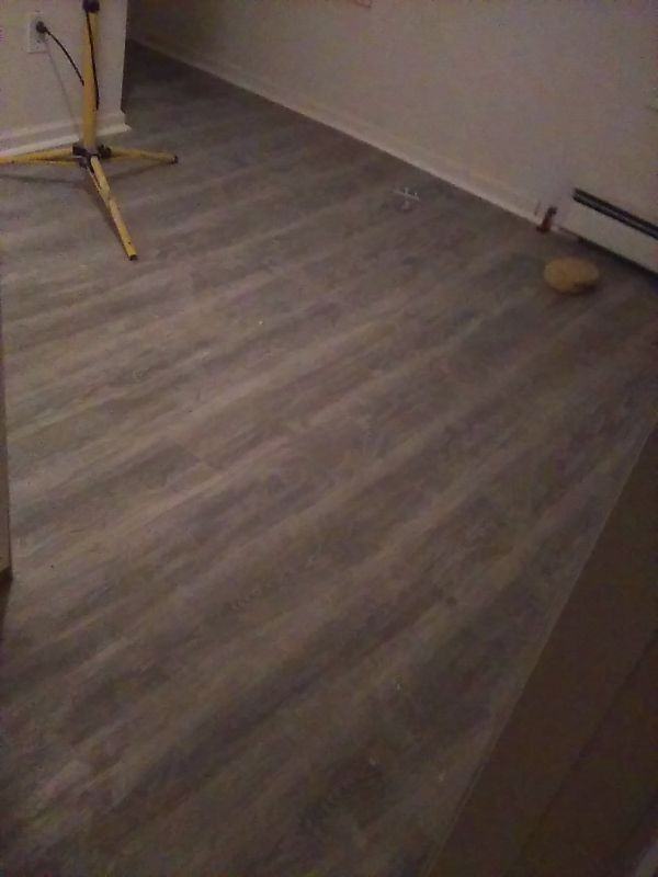 132 Heald St - Photo 4 of 47