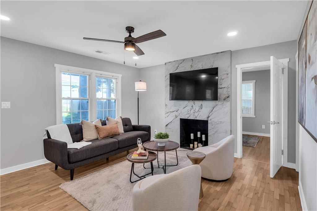 3910 Clairmont Rd - Photo 4 of 16