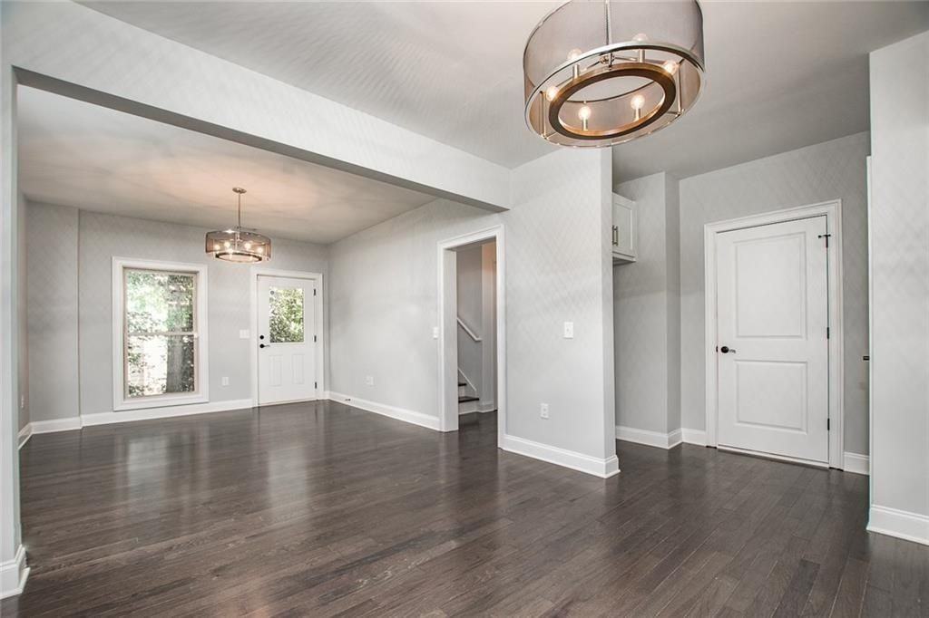 338 7th St Ne - Photo 2 of 11