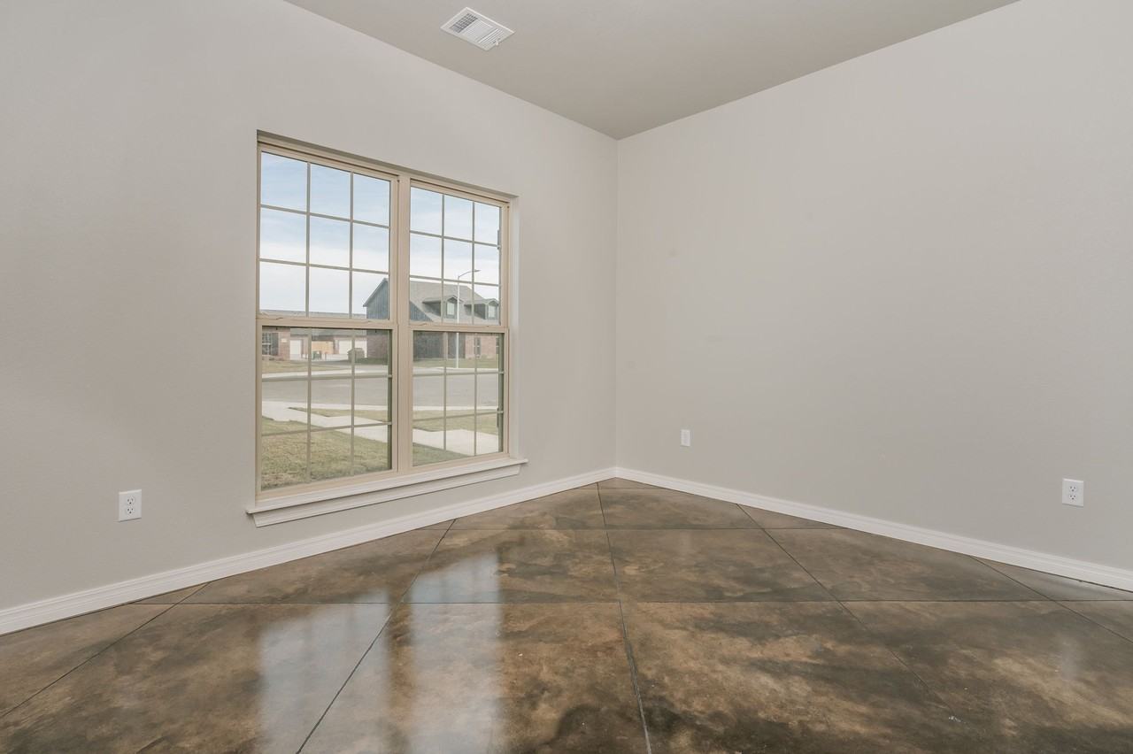 9933 Digby Ln - Photo 2 of 20