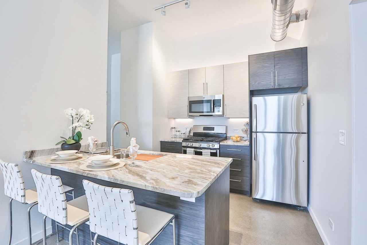 East Village Lofts - Photo 6 of 9