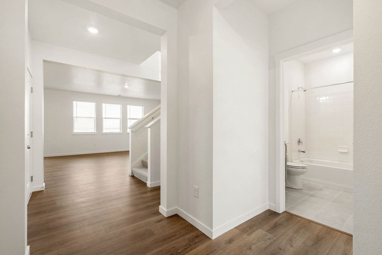 5997 Holstein Dr - Photo 3 of 26